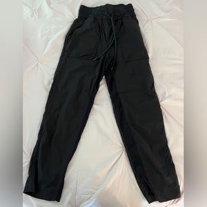 Lululemon Athletica Dance Studio Mid-Rise Jogger Full Length in Black color.